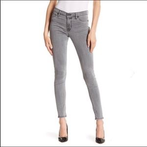 Hudson Natalie Midrise Super Skinny Jeans 26